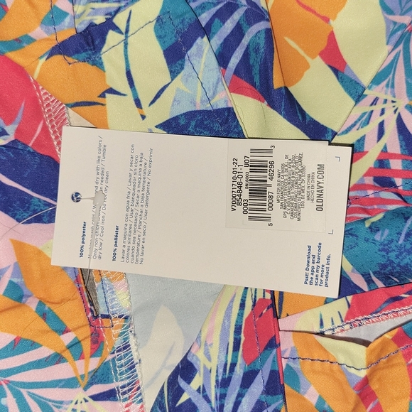 NWT | Old Navy Printed Resort Shirt | Large - Picture 4 of 8